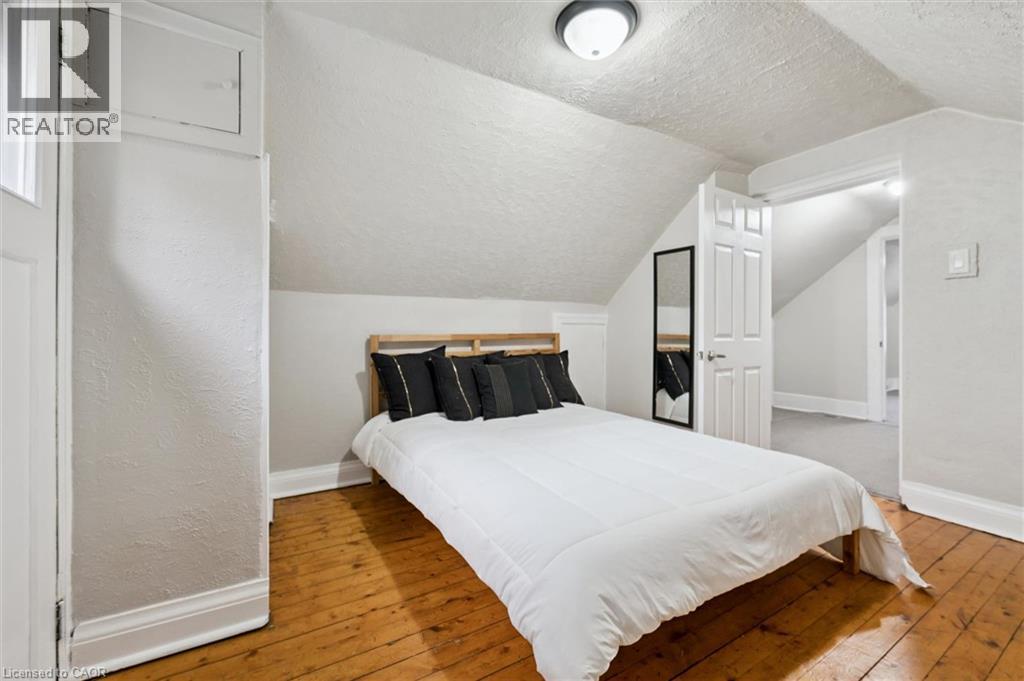 237 S BORDEN Avenue S thumbnail 23
