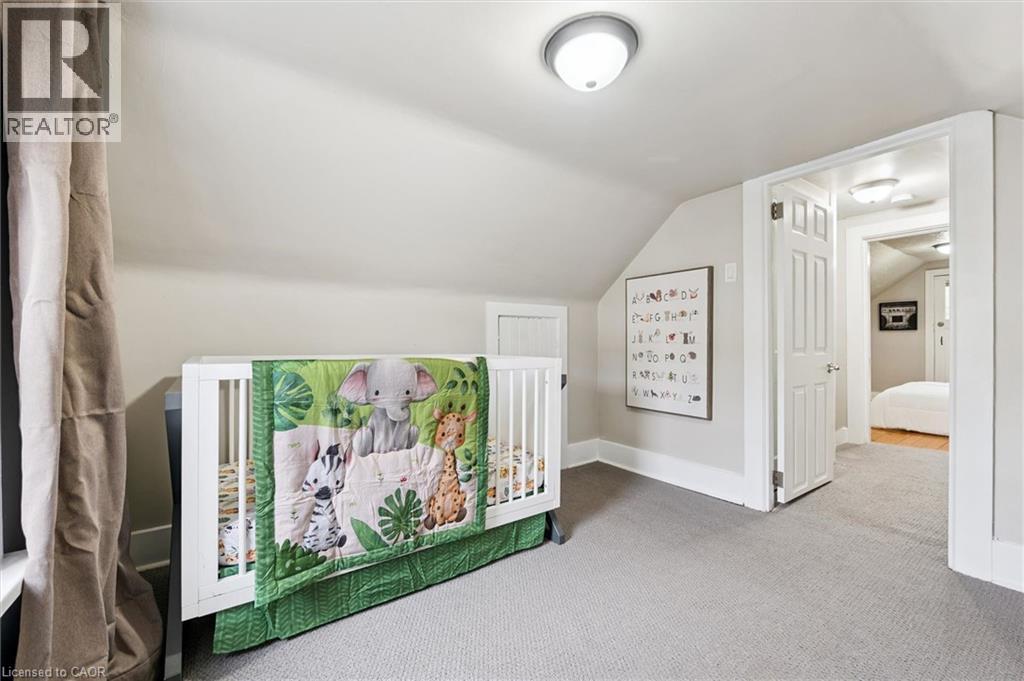 237 S BORDEN Avenue S thumbnail 21