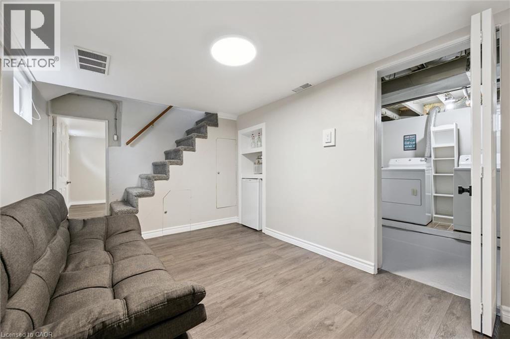 237 S BORDEN Avenue S thumbnail 30