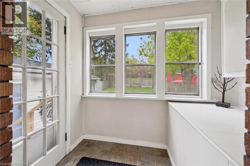 237 S BORDEN Avenue S thumbnail 33