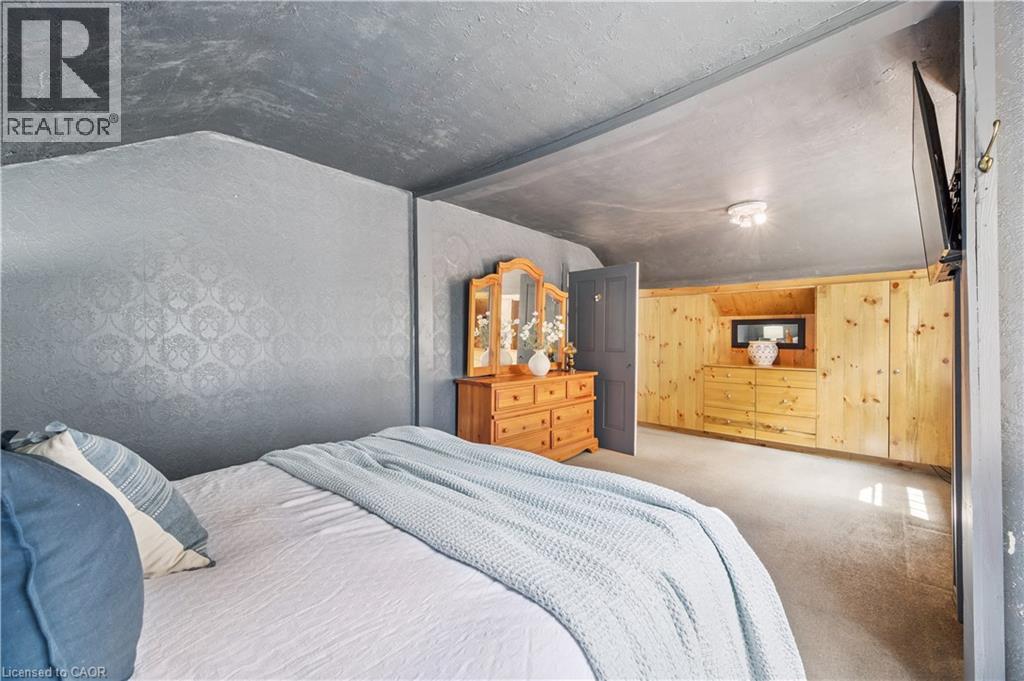 630 ROBERT FERRIE Drive thumbnail 23