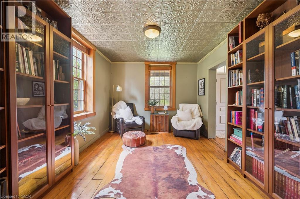 630 ROBERT FERRIE Drive thumbnail 18