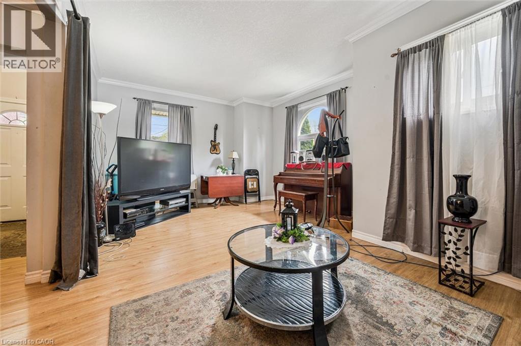 27 ROSEVIEW Avenue thumbnail 8