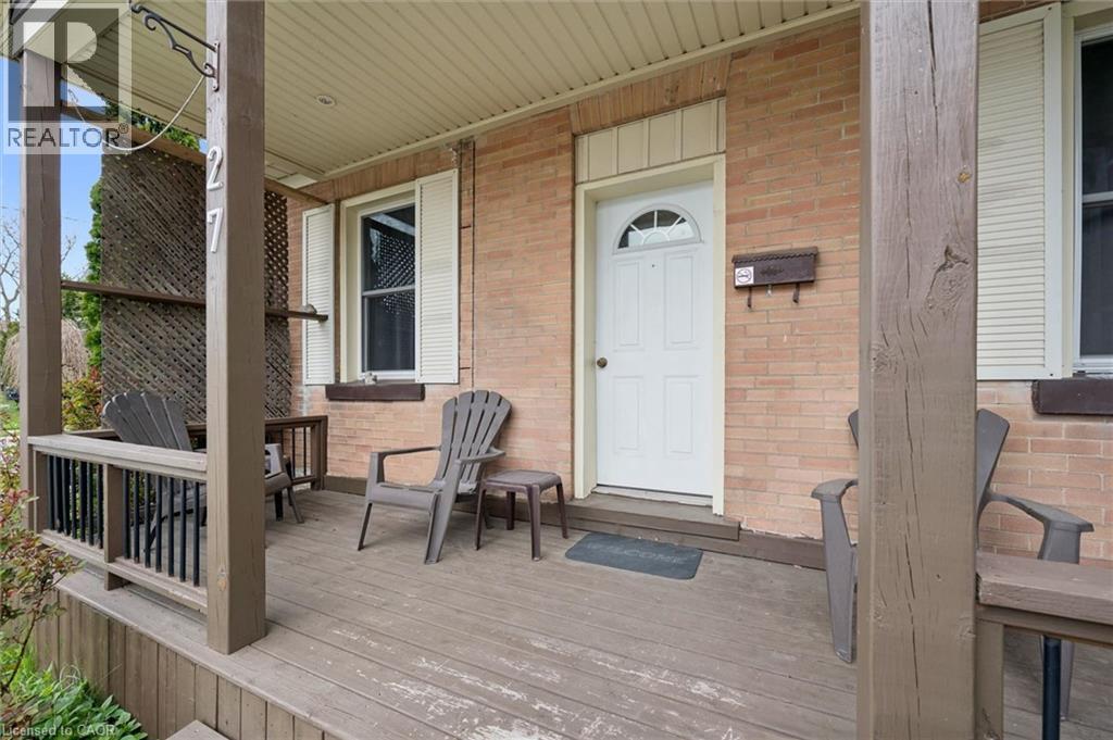 27 ROSEVIEW Avenue thumbnail 5