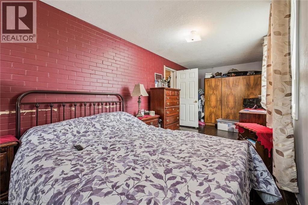 27 ROSEVIEW Avenue thumbnail 26