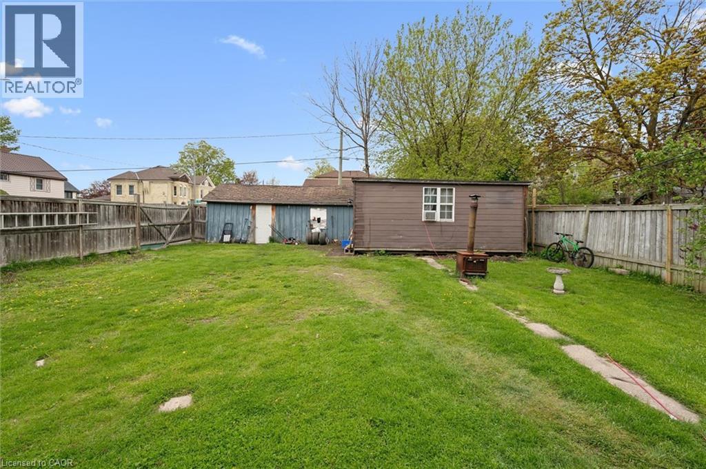 27 ROSEVIEW Avenue thumbnail 38