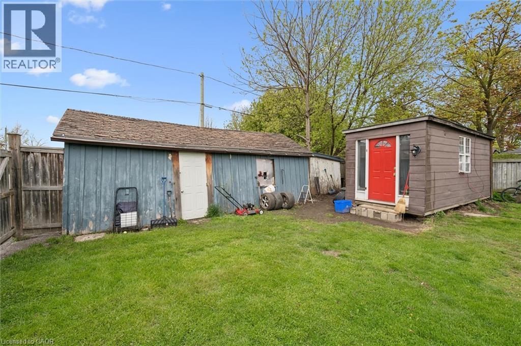 27 ROSEVIEW Avenue thumbnail 40