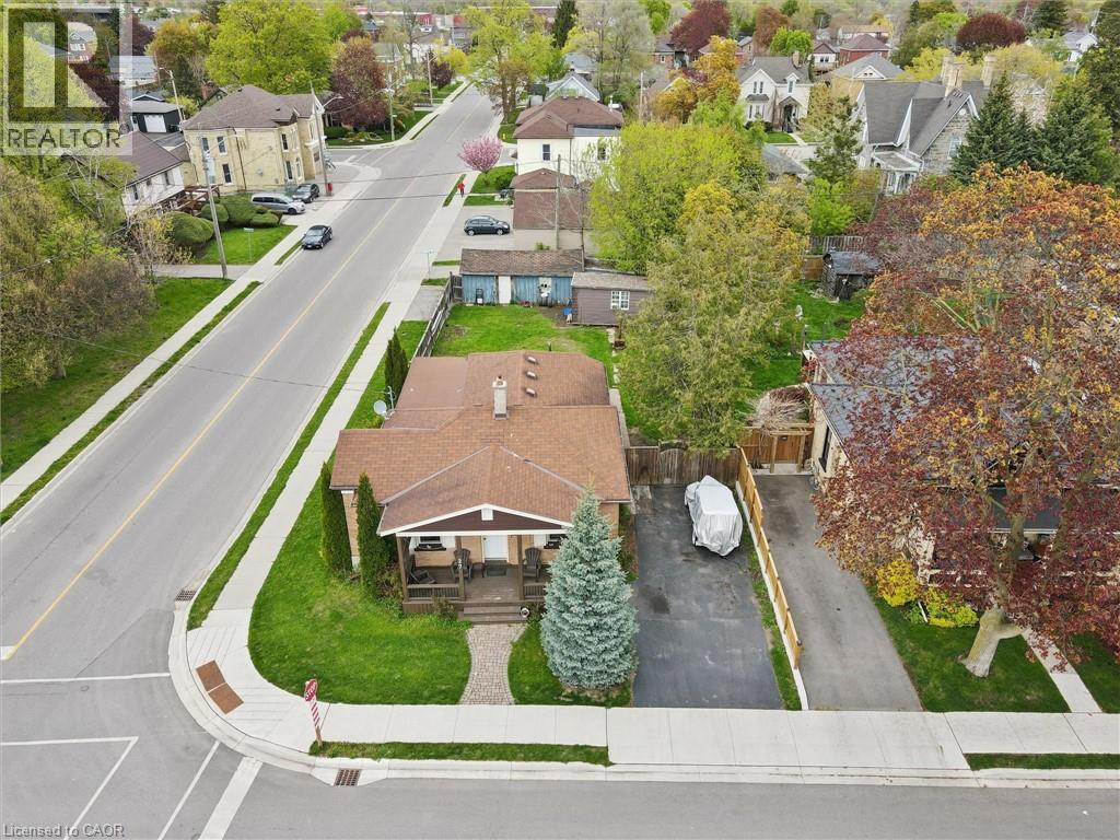 27 ROSEVIEW Avenue thumbnail 44