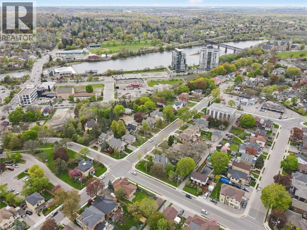 27 ROSEVIEW Avenue thumbnail 48