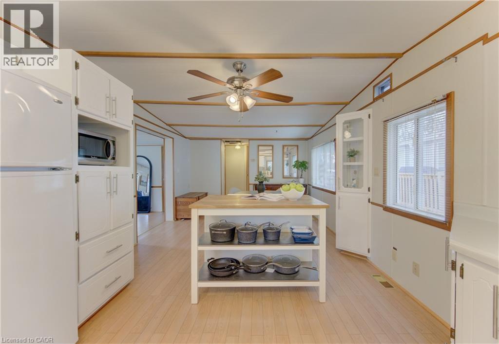 580 BEAVER CREEK Road Unit# 3 thumbnail 16
