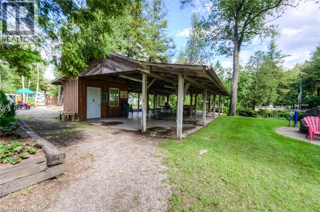 580 BEAVER CREEK Road Unit# 3 thumbnail 32