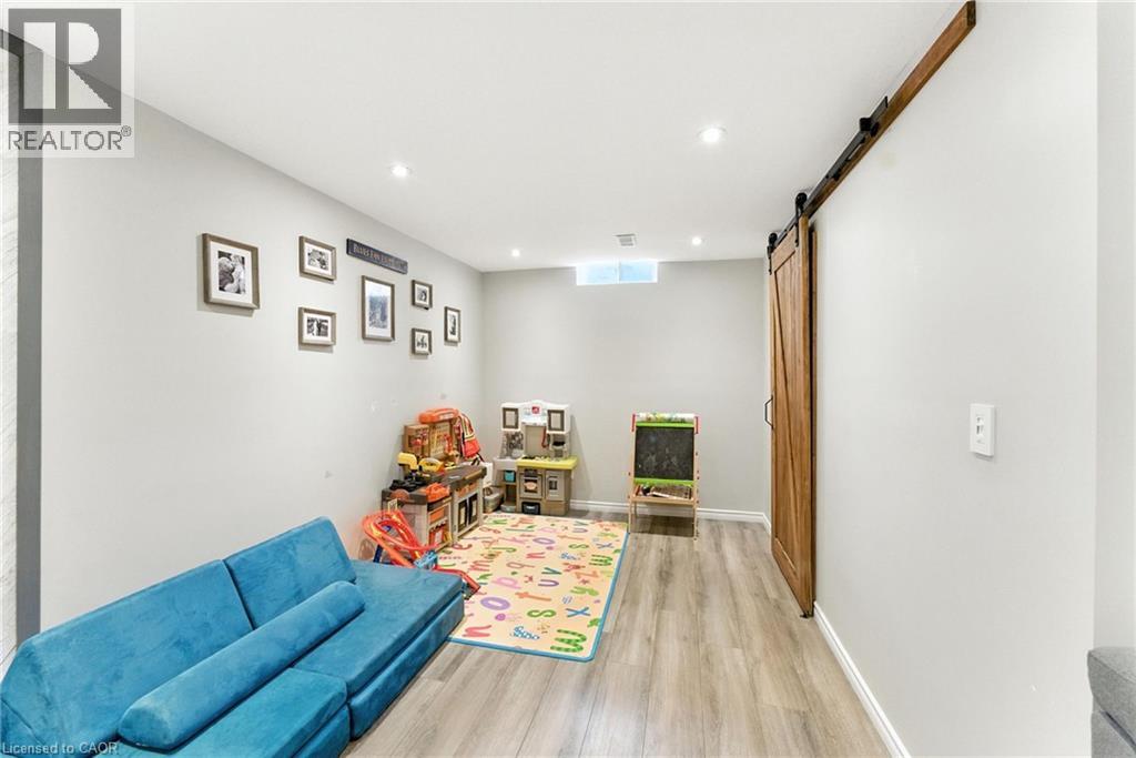 37 HILLTOP Drive thumbnail 21