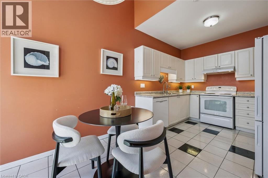 465 COLUMBIA Street W Unit# 4 thumbnail 14