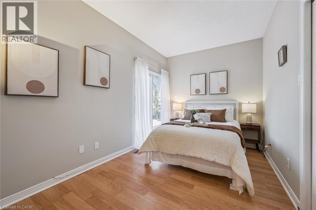 465 COLUMBIA Street W Unit# 4 thumbnail 27
