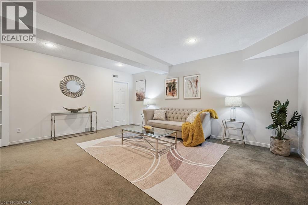 465 COLUMBIA Street W Unit# 4 thumbnail 40