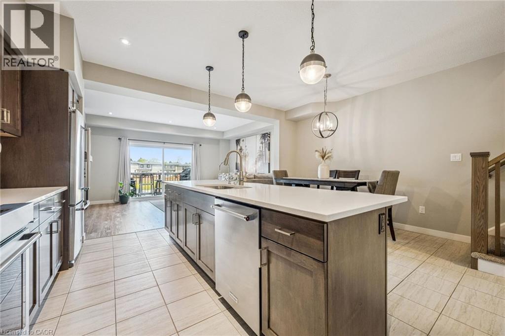 907 ROBERT FERRIE Drive thumbnail 8