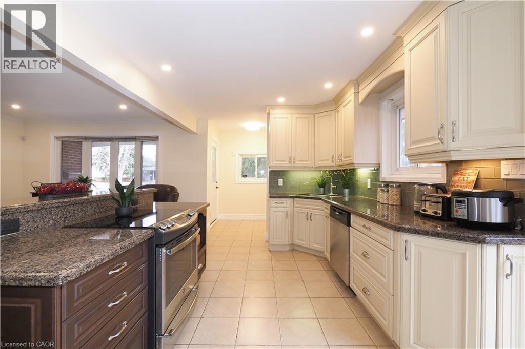 163 PINEGROVE Crescent thumbnail 6