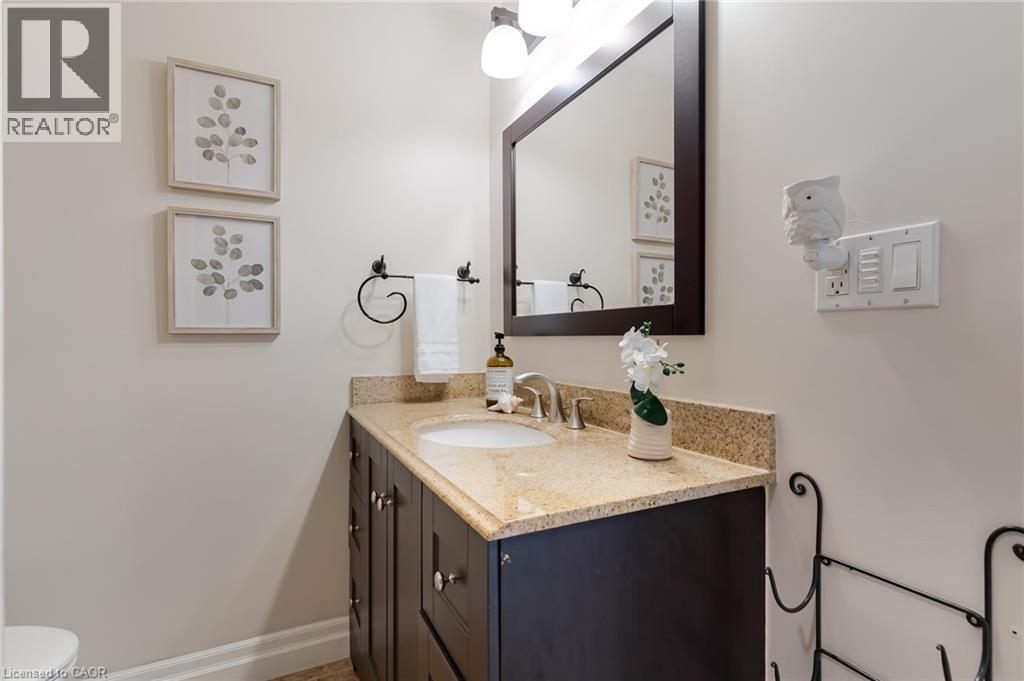 286 NORMANDY Avenue thumbnail 23