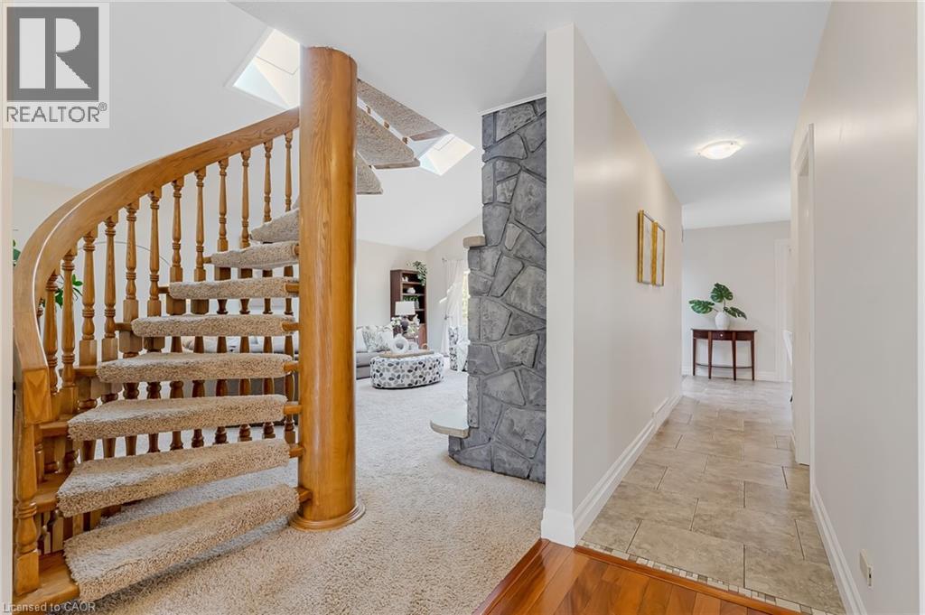 286 NORMANDY Avenue thumbnail 9