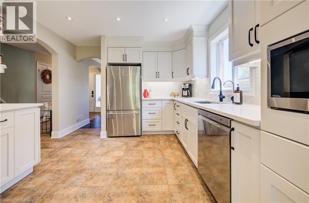 195 WESTCLIFF Way thumbnail 11