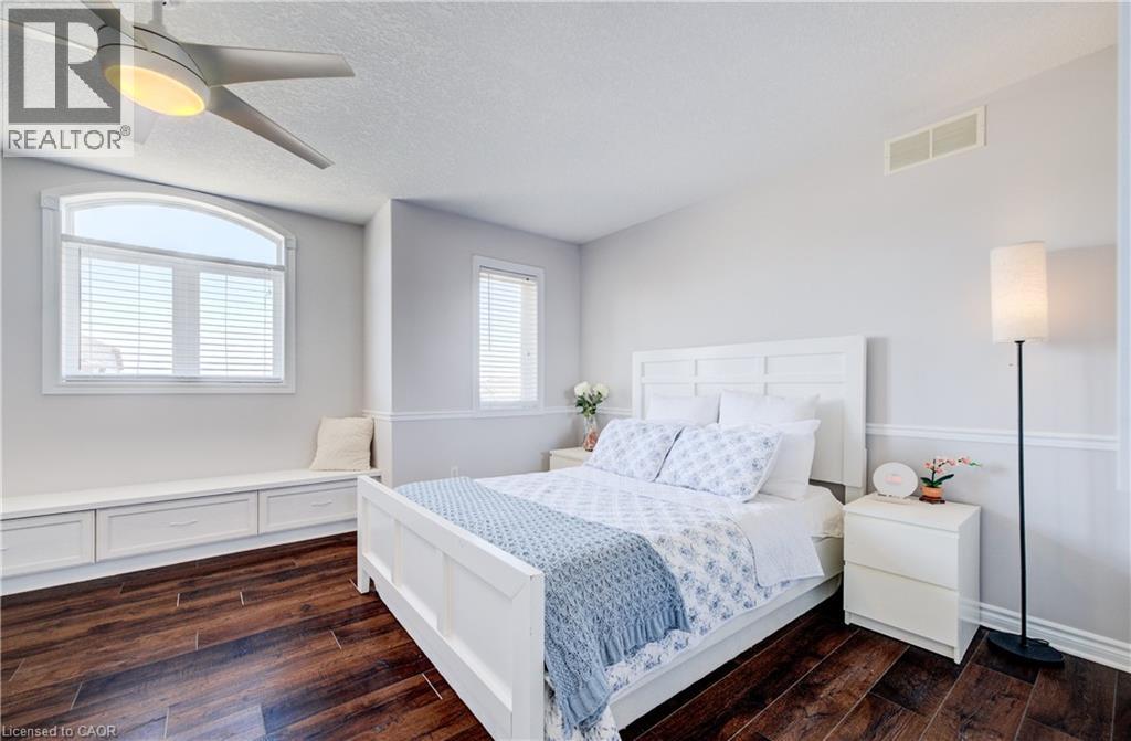195 WESTCLIFF Way thumbnail 25