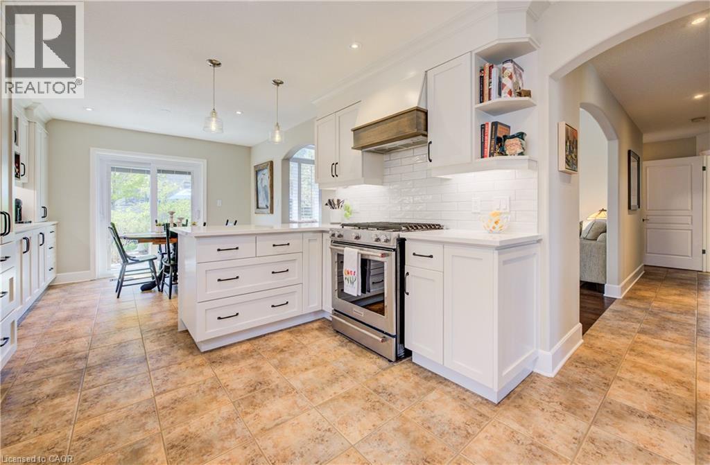 195 WESTCLIFF Way thumbnail 12
