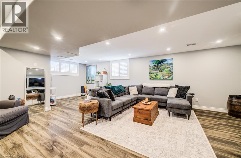 195 WESTCLIFF Way thumbnail 34