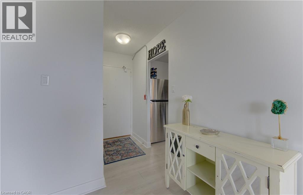 1100 COURTLAND Avenue E Unit# 610 thumbnail 10