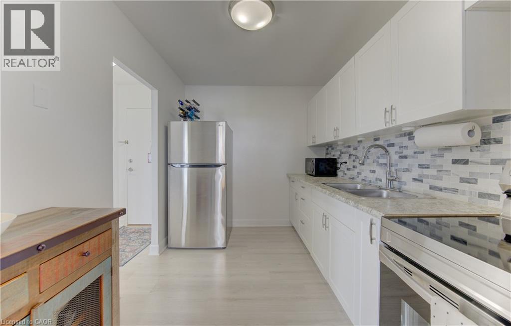 1100 COURTLAND Avenue E Unit# 610 thumbnail 5