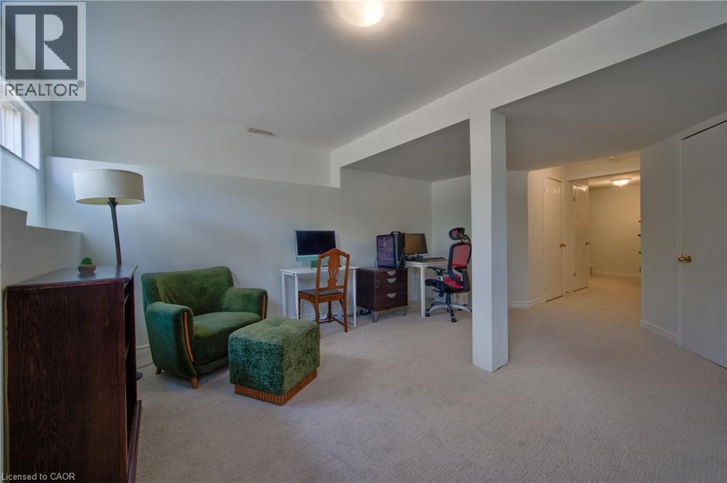 742 BROOKMILL Place thumbnail 25
