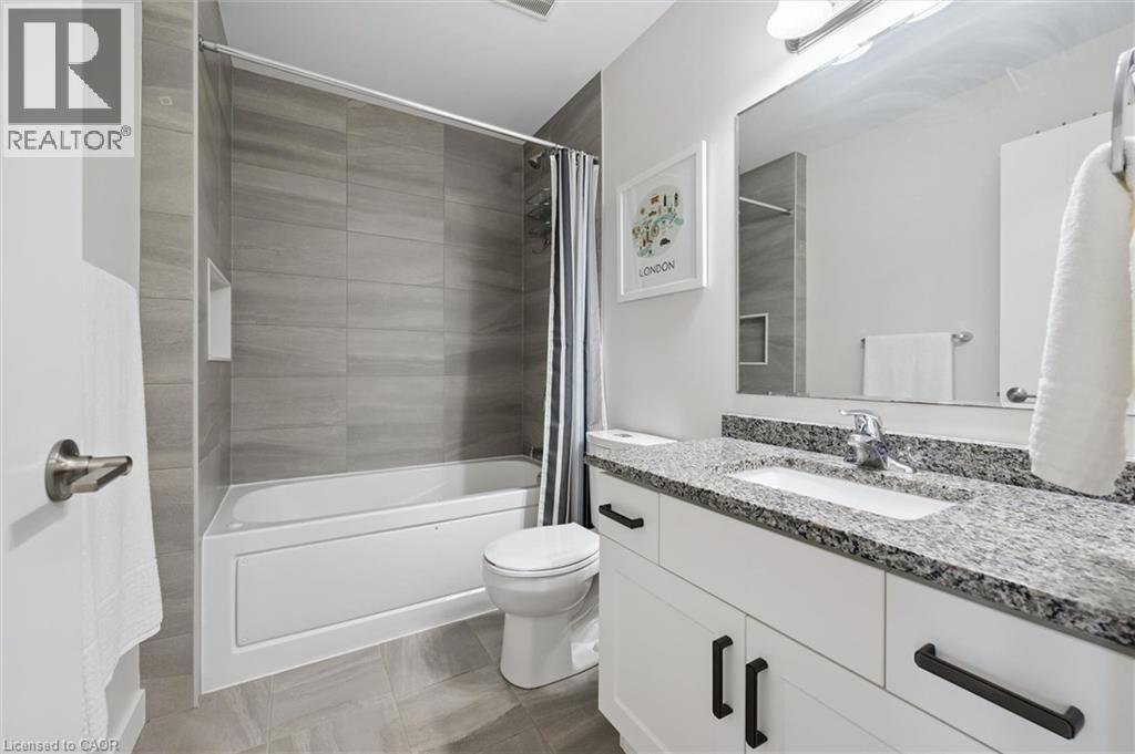 873 ROBERT FERRIE Drive thumbnail 28