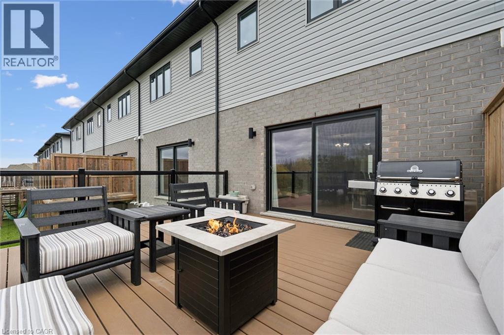 873 ROBERT FERRIE Drive thumbnail 34