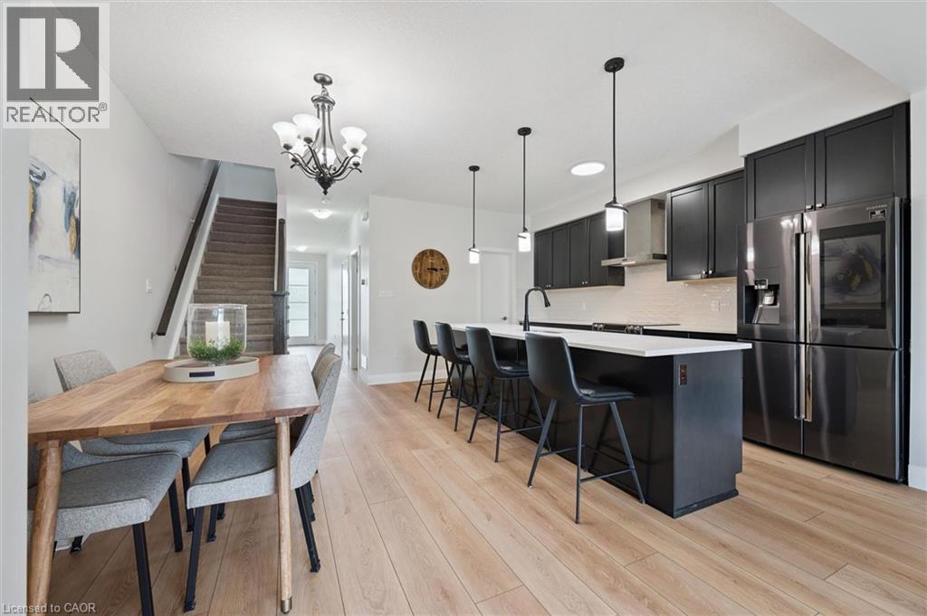 873 ROBERT FERRIE Drive thumbnail 7
