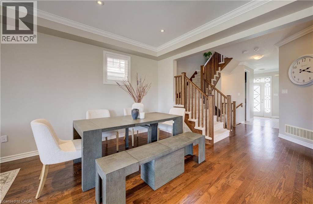 19 SHOREACRES Drive thumbnail 5