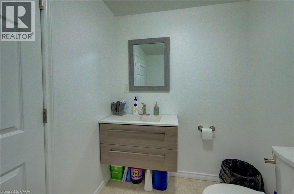 32 LENA Crescent thumbnail 41