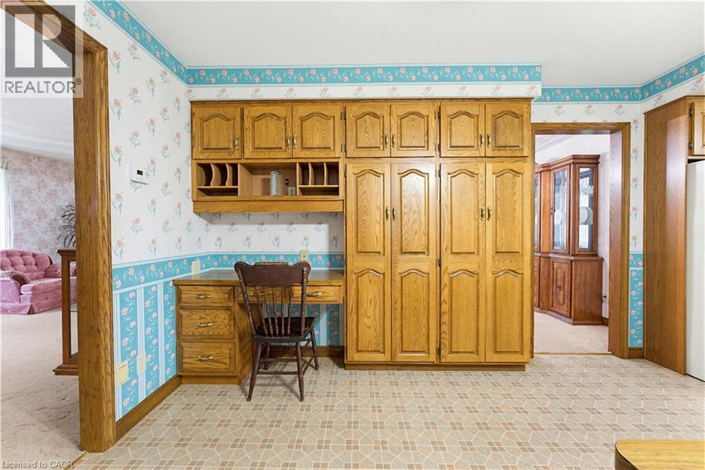 64 HILLTOP Court thumbnail 11