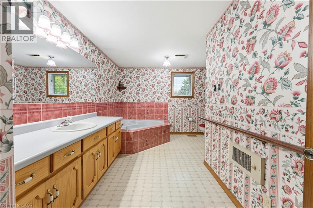 64 HILLTOP Court thumbnail 22