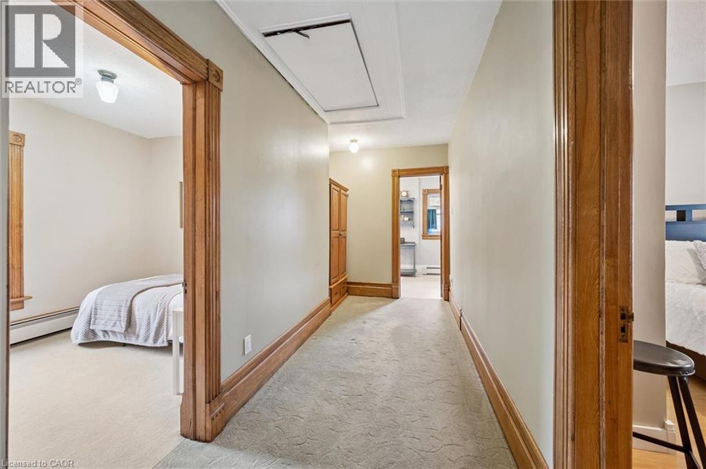 150 WALKER Street thumbnail 31