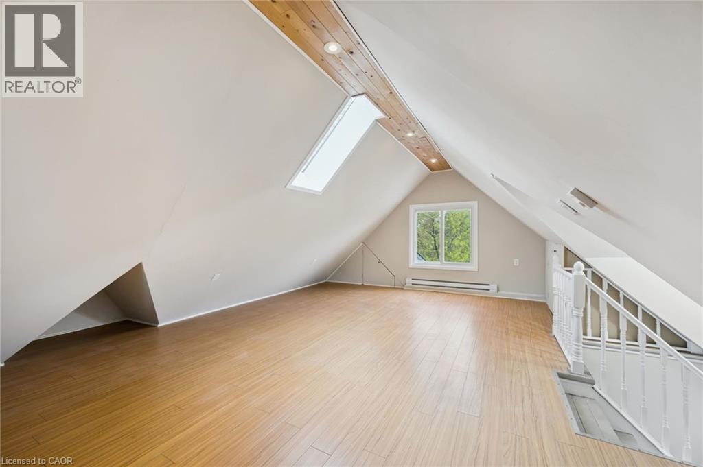 15 GORDON Avenue thumbnail 19