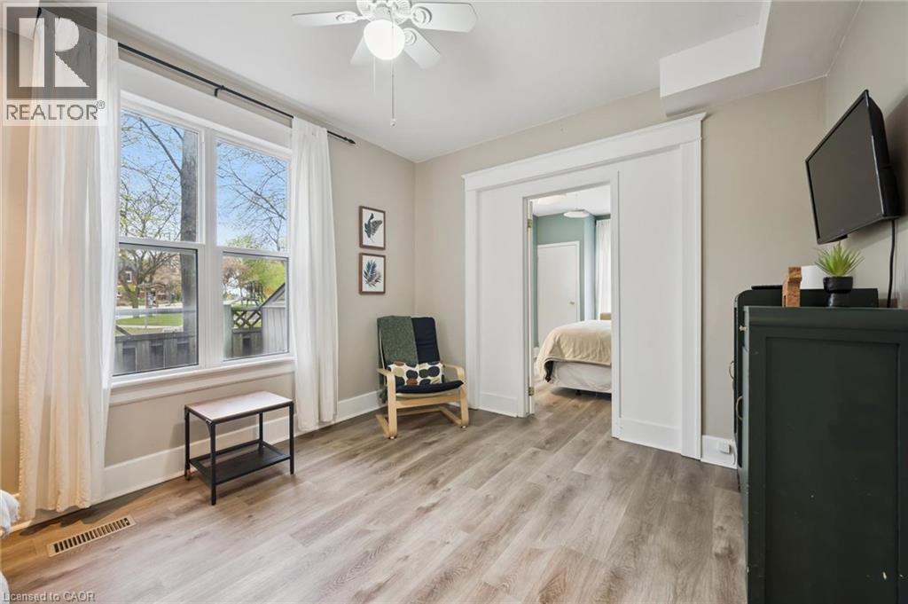 15 GORDON Avenue thumbnail 26