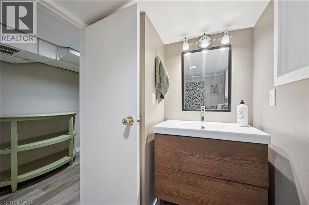 15 GORDON Avenue thumbnail 37