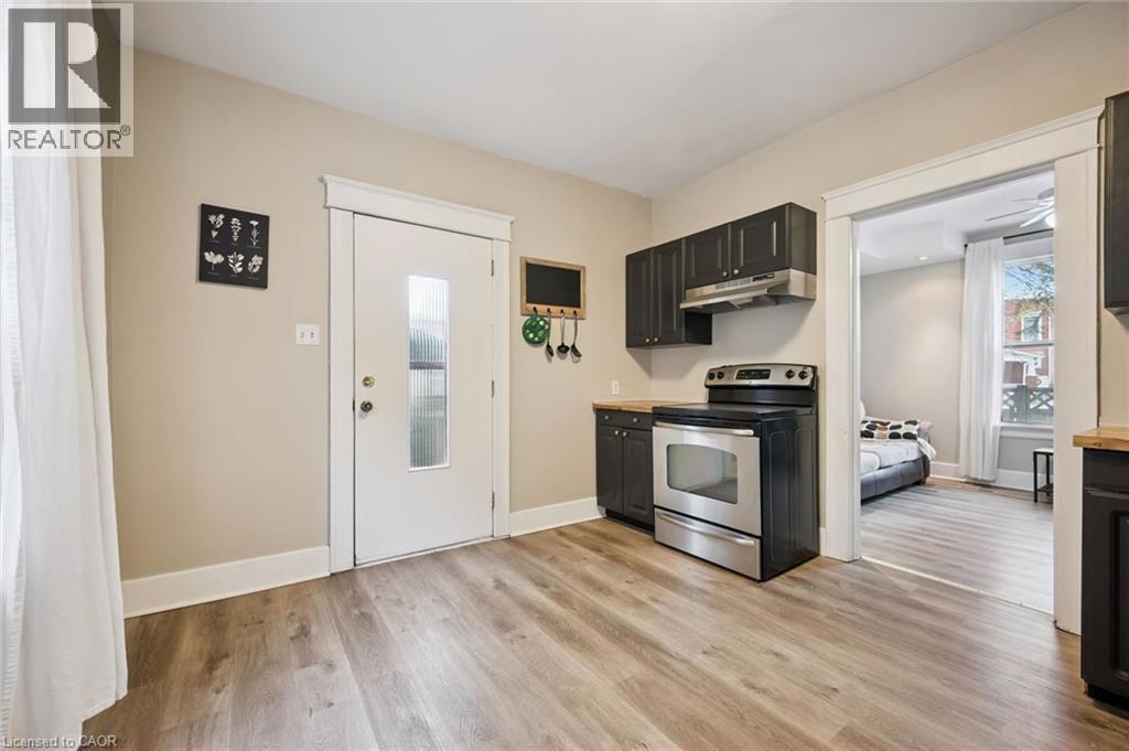 15 GORDON Avenue thumbnail 24
