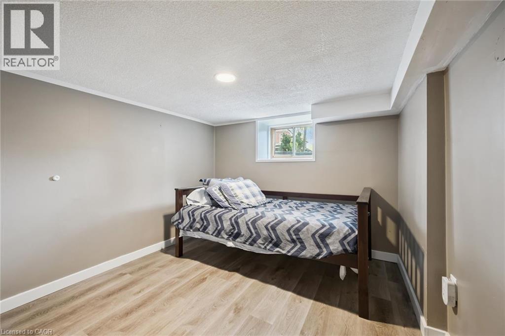 15 GORDON Avenue thumbnail 34