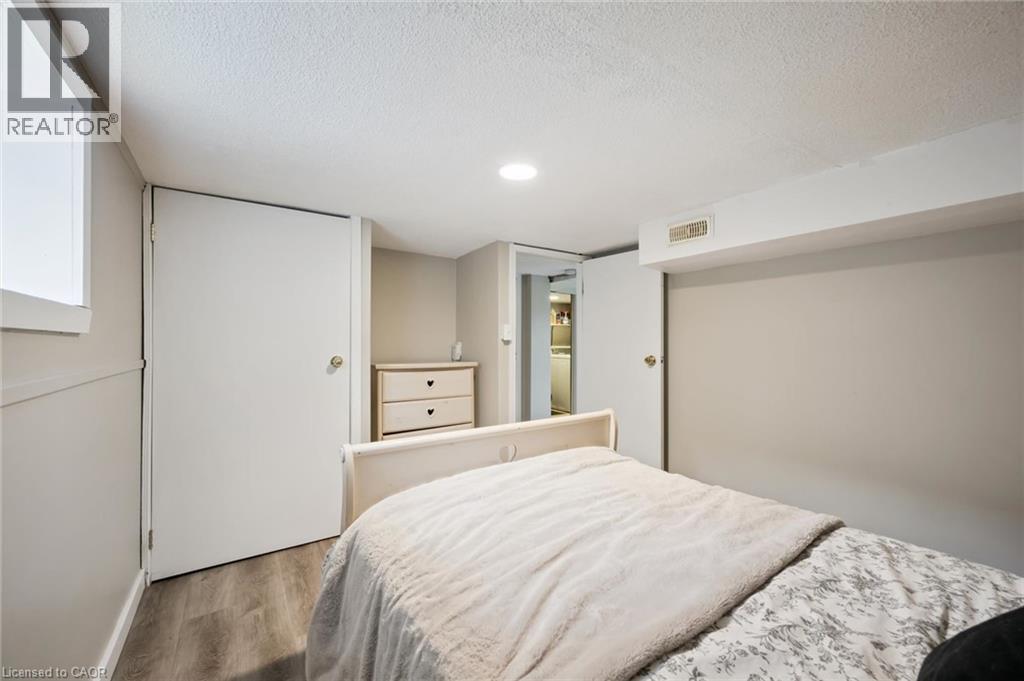 15 GORDON Avenue thumbnail 33