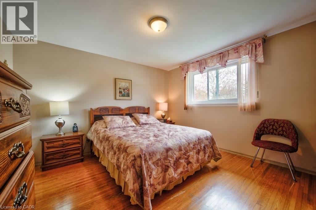 34 WESTWOOD Crescent thumbnail 24