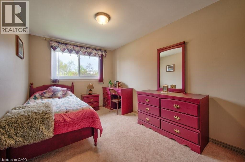 34 WESTWOOD Crescent thumbnail 26
