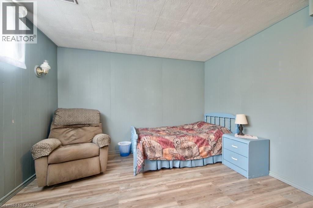 34 WESTWOOD Crescent thumbnail 33