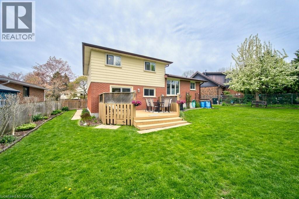 34 WESTWOOD Crescent thumbnail 38