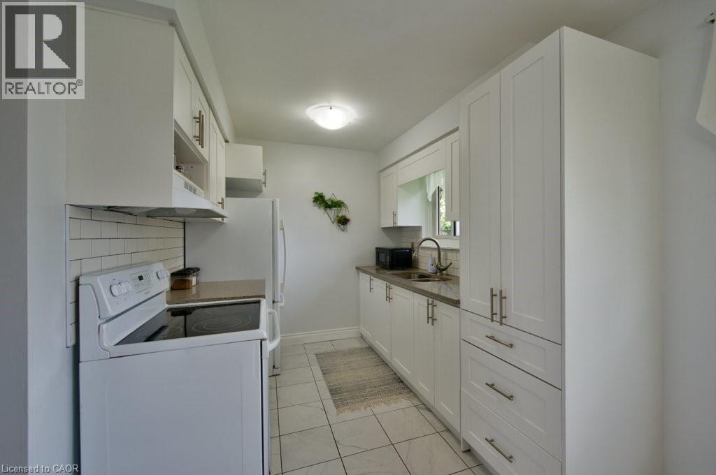 34 WESTWOOD Crescent thumbnail 4