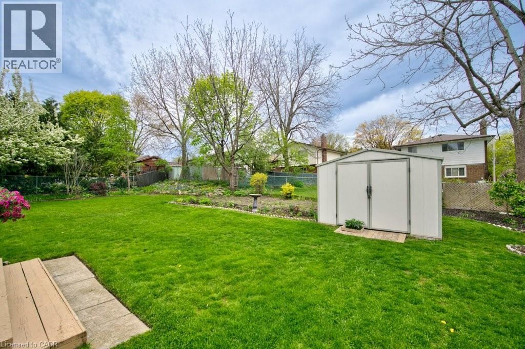 34 WESTWOOD Crescent thumbnail 43